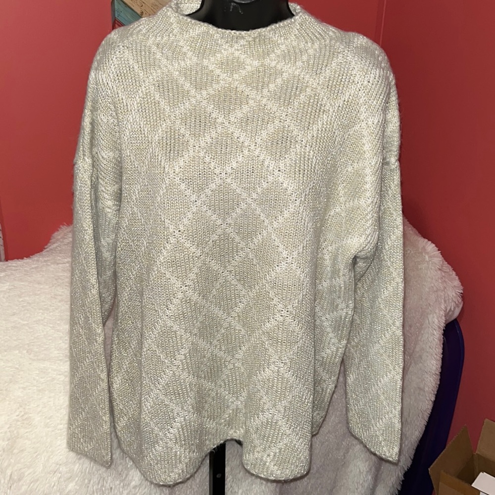 Liz Claiborne sweater NWOT